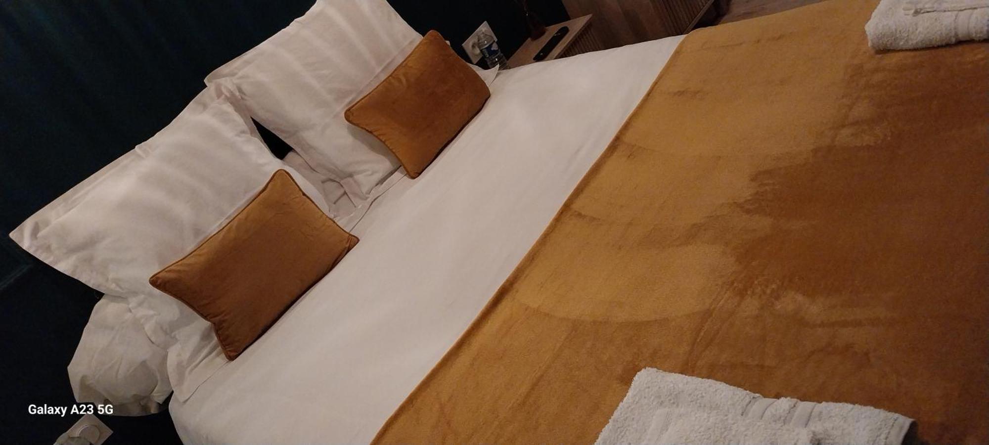 "Chez Lyly Et Juju" Piscine&Sauna Calme 3Chambres อองเชร์ ภายนอก รูปภาพ